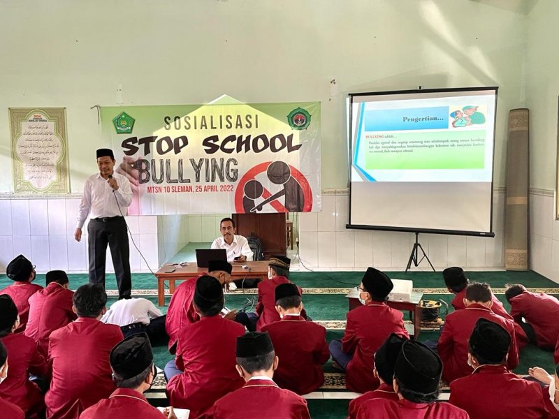 Cegah Perundungan di sekolah, MTsN 10 Sleman Gelar Penyuluhan “Stop School Bullying”