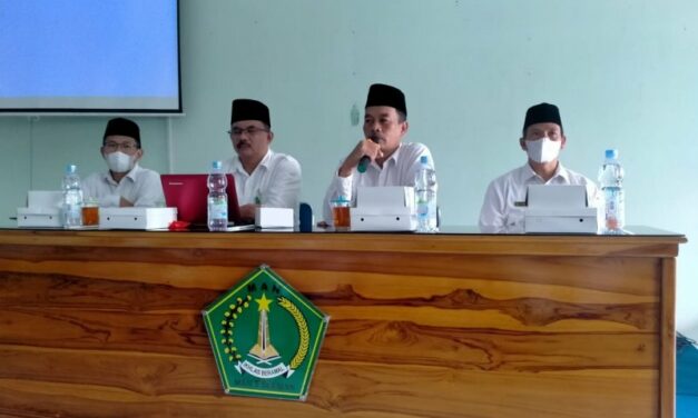 Kamad MTsN 10 Sleman Ikuti Rakorpim