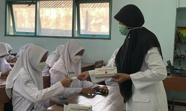 Gandeng Puskesmas Ngaglik 1,  MTsN 10 Sleman Bagikan  Tablet Tambah Darah (TTD)