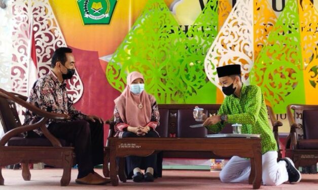 Budayakan Nilai Luhur,  Peserta Didik MTsN 10 Sleman Praktikkan  Program “Mentega”