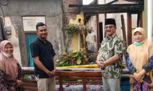 Pegawai  MTsN 10 Sleman Alami Musibah Kebakaran; Doa dan Empati Terus Mengalir