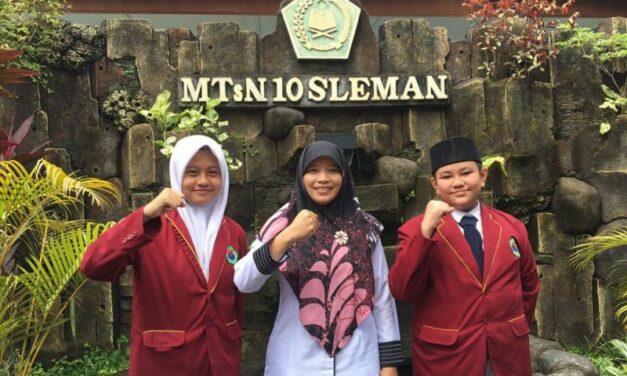 Doa Restu Iringi Finalis Robotik MTsN 10 Sleman Berlaga di MRC Nasional GOR UNY