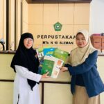 Perpustakaan MTsN 10 Sleman Gaungkan Wakaf Buku untuk Perkaya Koleksi dan Minat Baca
