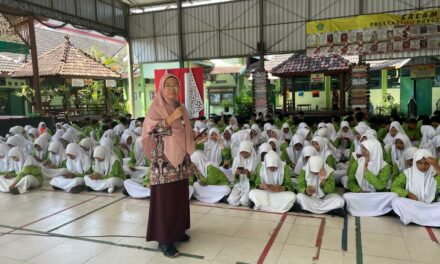 Kemenag Sleman Gencarkan  Program  Caping, MTsN 10 Sleman  Berikan  Dukungan  Penuh