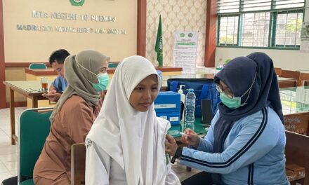  MTsN 10 Sleman Laksanakan Vaksinasi HPV, Perkuat Perlindungan Siswi dari Kanker Serviks