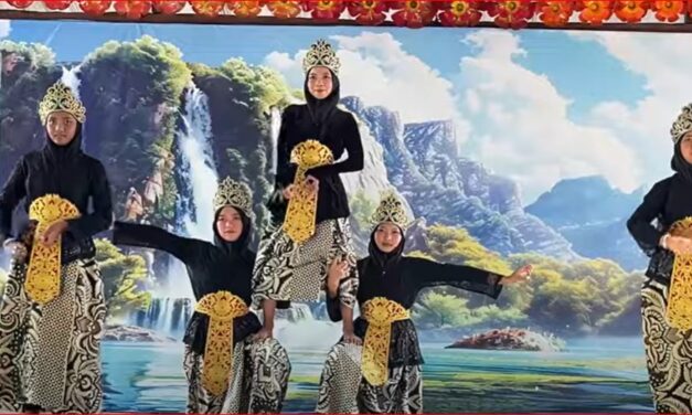Semarak HUT Kemerdekaan RI: Pentas Seni MTsN 10 Sleman Berhasil “Sihir” Penonton