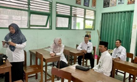 MTsN 10 Sleman Ikut Serta Vaksinasi Hepatitis A, Kemenag Lakukan Monitoring