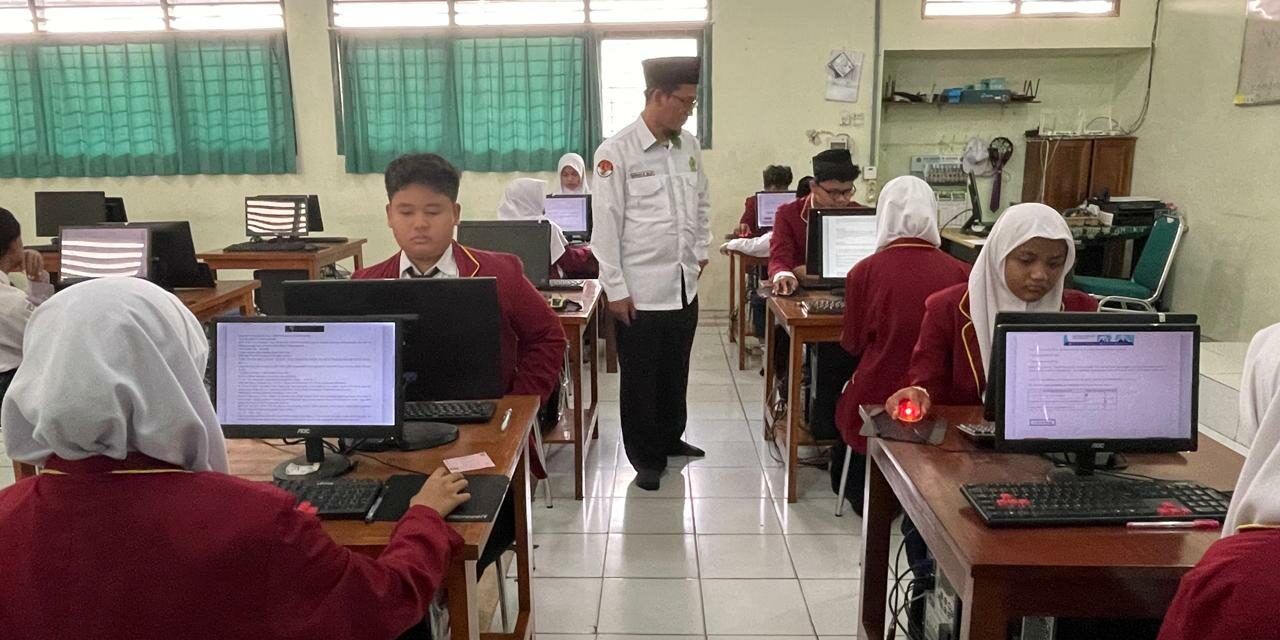 MTsN 10 Sleman Sukses Laksanakan ANBK : Numerasi, Literasi,  Survei Karakter dan Lingkungan Belajar