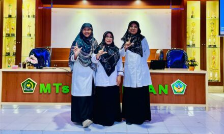 Guru MTsN 10 Sleman Ikuti MGMP Bahasa Indonesia Bahas Pemetaan Materi TKA