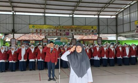 Apel Pagi MTsN 10 Sleman: Pembina Ingatkan Pentingnya Manfaatkan Waktu
