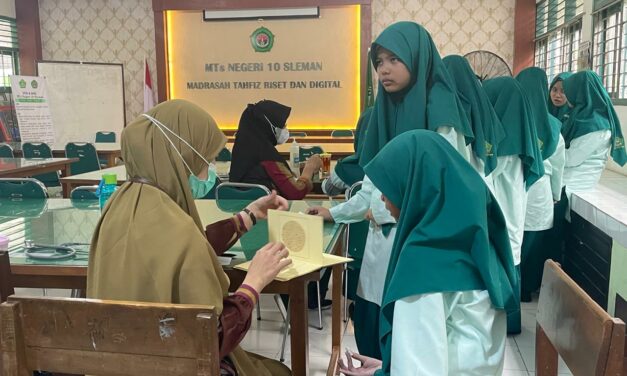 MTsN 10 Sleman Jalani Screening Kesehatan dari Puskesmas
