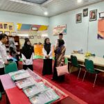 Manfaatkan Produk Daur Ulang, Perpustakaan MTsN 10 Sleman Tuai Pujian Saat Visitasi Akreditasi