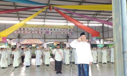 Nuansa Putih Bersih, Warnai Upacara Peringatan Hari Santri MTsN 10 Sleman