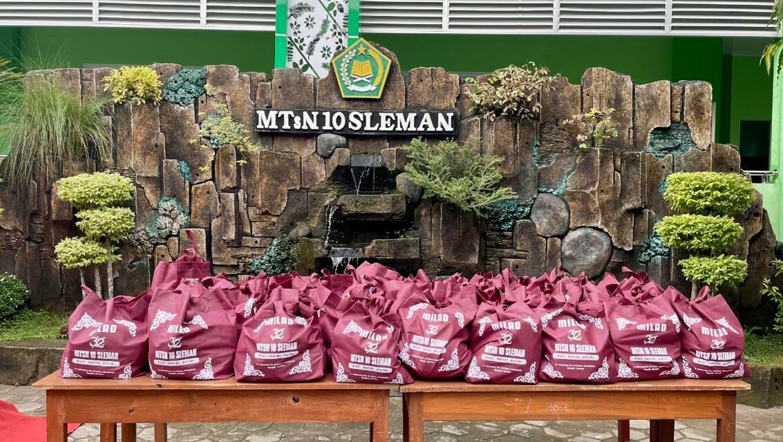 Baksos Milad ke-32 MTsN 10 Sleman, Wujudkan Rasa Syukur dengan Berbagi