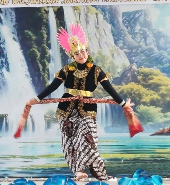 Nuansa Budaya Nusantara, Semarakkan Pentas Seni Milad ke-32 MTsN 10 Sleman