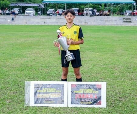Naufal, Atlet Sepakbola MTSN 10 Sleman, Raih Emas di Jogja Junior Premier League (JJPL)