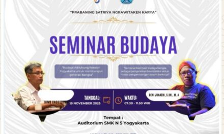 Guru MTsN 10 Sleman Ikuti Seminar Budaya HUT ke-73 SMKN 5 Yogyakarta: Menggali Nilai  Estetika Budaya dalam Berkarya