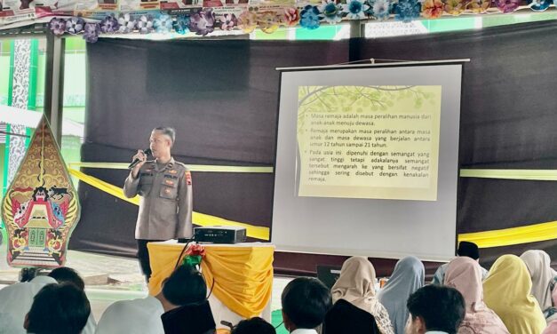 Cegah Bullying, MTsN 10 Sleman Gencarkan Sosialisasi Hukum