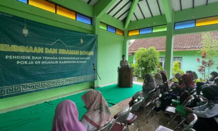 Jalin Silaturahmi Antarinstansi, Guru MTsN 10 Hadiri  Pembinaan dan Siraman Rohani MKKS Ngaglik Sleman