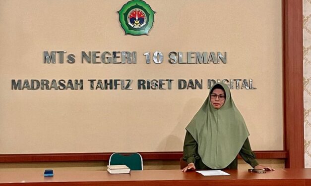 Program Keputrian MTsN 10 Sleman Kenalkan Kesehatan Reproduksi: Waspada Kanker Serviks Sejak Dini