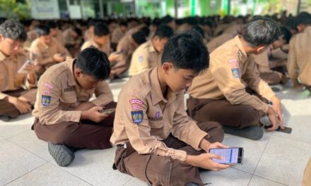 Guru dan Siswa MTsN 10 Sleman Ikuti Asesmen Moderasi Beragama