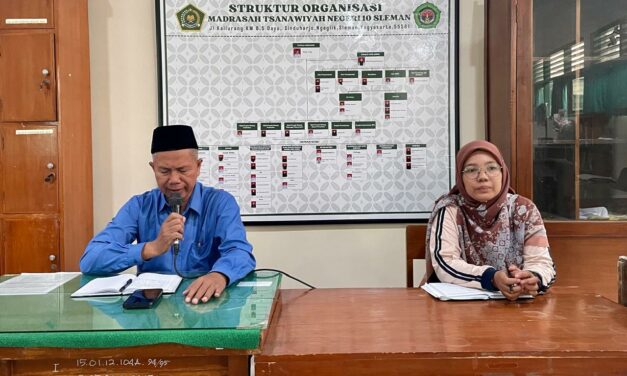 Rapat Dinas MTsN 10 Sleman: Evaluasi dan Refleksi Kinerja Semester Gasal 2025/2026