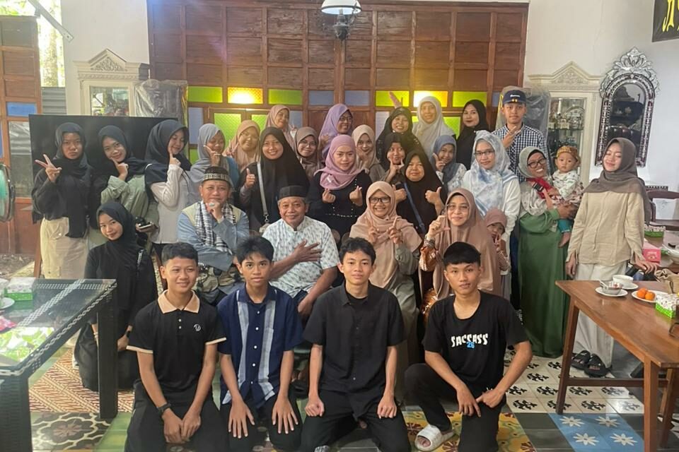 PERSATUAN ORANG TUA MURID DAN GURU KELAS 9C MTs NEGERI 10 SLEMAN ADAKAN PENGAJIAN DAN PERTEMUAN AWAL SEMESTER GENAP