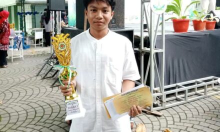Siswa MTsN 10 Sleman – Muhammad Raihan   Juara 1 Kaligrafi FPMY #9 ,  Amankan Golden Ticket MAN 3 Sleman