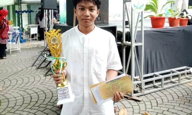 Siswa MTsN 10 Sleman – Muhammad Raihan   Juara 1 Kaligrafi FPMY #9 ,  Amankan Golden Ticket MAN 3 Sleman