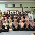 Guru MTsN 10 Sleman Ikuti Pelatihan Digitalisasi Pembelajaran Berbasis Artificial Intelligence bagi Guru Bahasa Arab Sleman