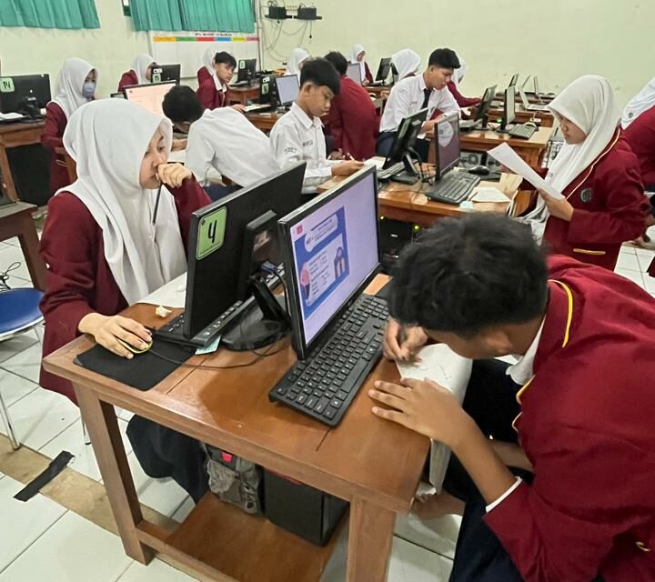 Gandeng Penerbit Yudhistira , MTsN 10 Sleman Gelar Tryout TKA 2026