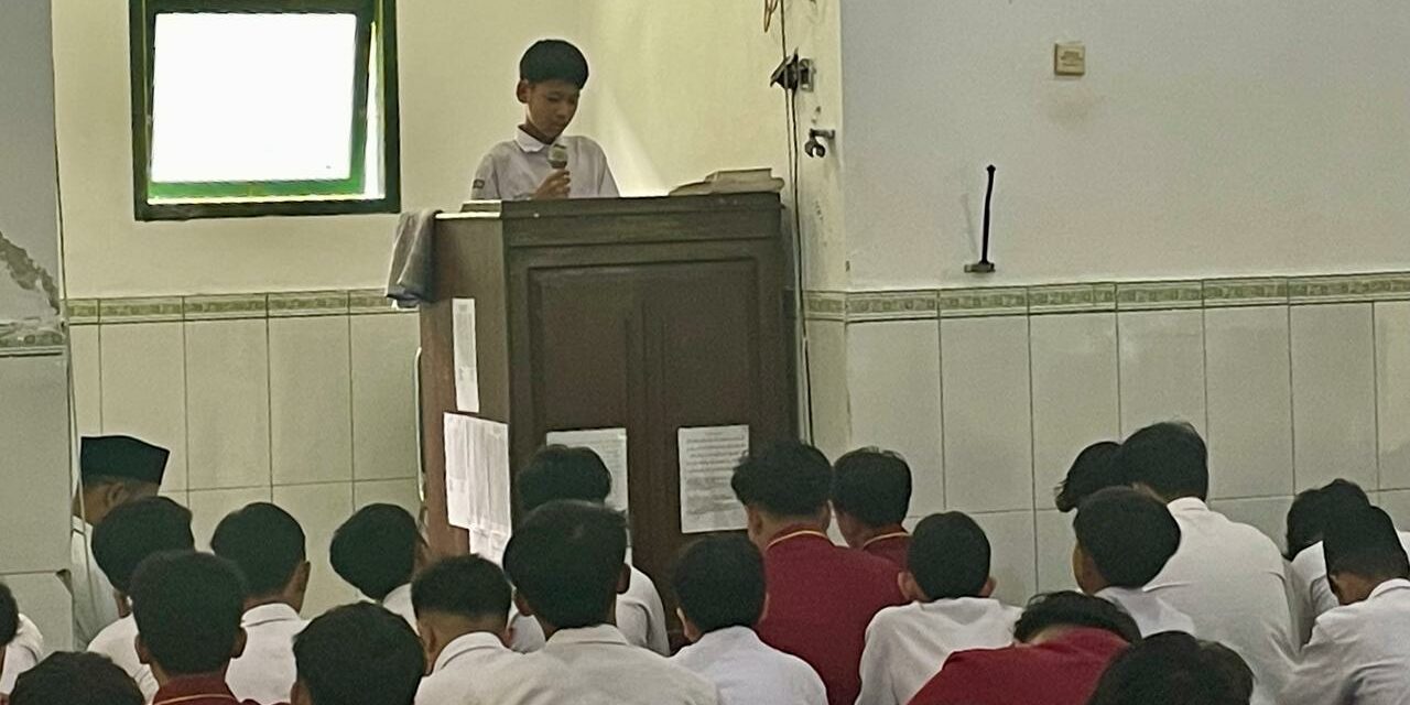 MTsN 10 Sleman Perkuat Ibadah Ramadan melalui Kultum Siswa