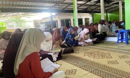 Tasmi’ Juz 28 Warnai Penutupan Kegiatan Ramadhan di MTs N 10 Sleman