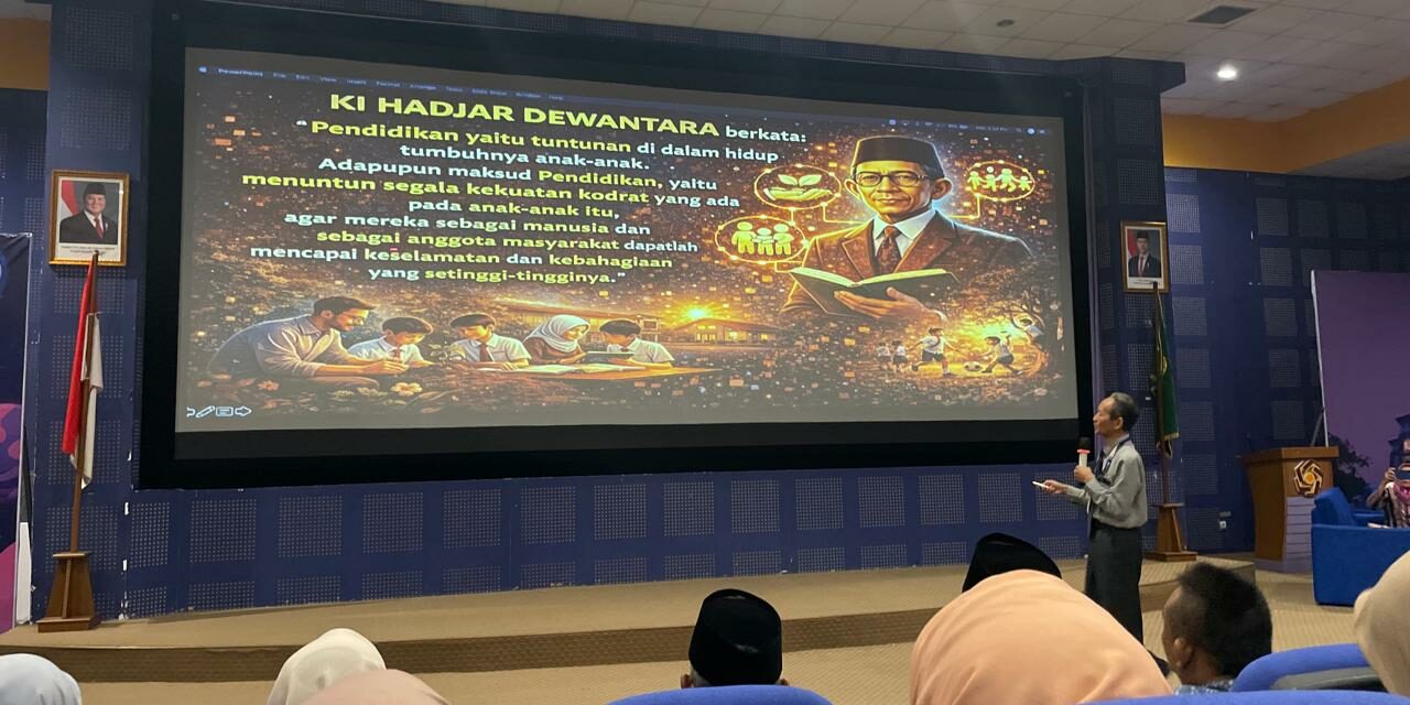 MTsN 10 Sleman Berpartisipasi dalam Seminar Harmoni Pendidikan Universitas Amikom