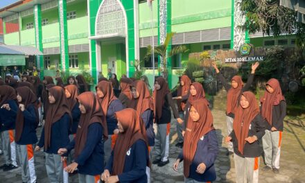 Senam Sehat MTsN 10 Sleman Tingkatkan Kebugaran dan Kekompakan