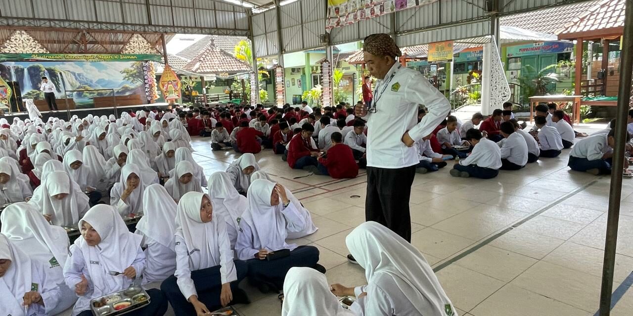 Program Makan Bergizi Gratis di MTsN 10 Sleman