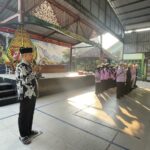 Pelepasan Perkemahan MTsN 10 Sleman: Kamad Pesankan Kompak dan  Disiplin