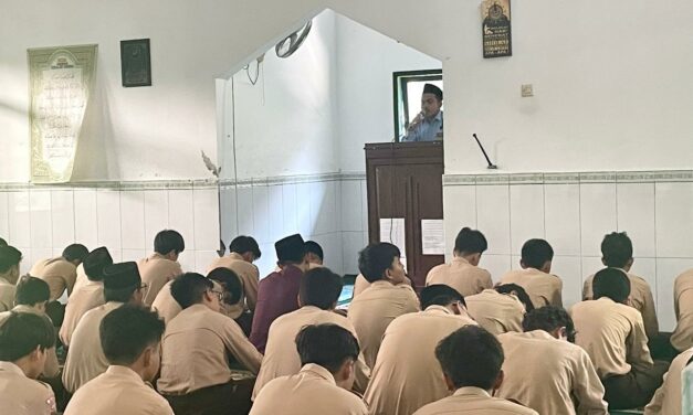 Salat Jumat MTsN 10 Sleman Ingatkan Dua Bekal ke Akhirat