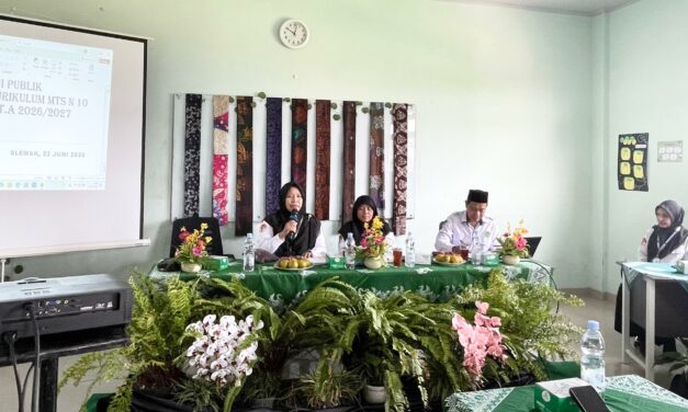 Tingkatkan Kualitas Pembelajaran, MTsN 10 Sleman Gelar Uji Publik Dokumen Kurikulum 2026