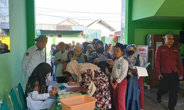 Calon Murid Serbu PMBM Jalur Reguler MTsN 10 Sleman