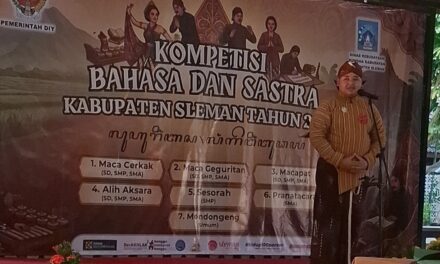 Nguri-uri Kabudayan: Royyan Az-Dzikra, Murid MTsN 10 Sleman Raih Juara 2 Sesorah Tingkat Kabupaten