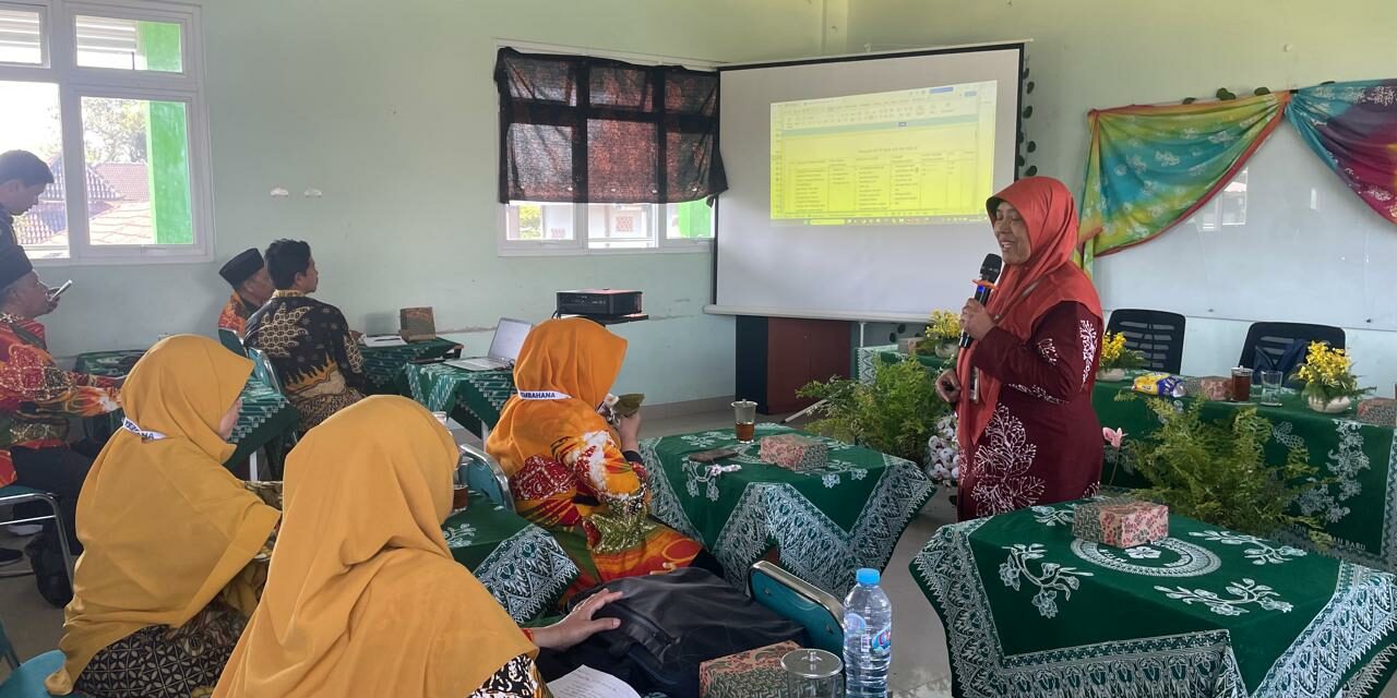 Bimtek MTsN 10 Sleman Usung Tajuk  Menyemai Cinta, Menuai Karakter