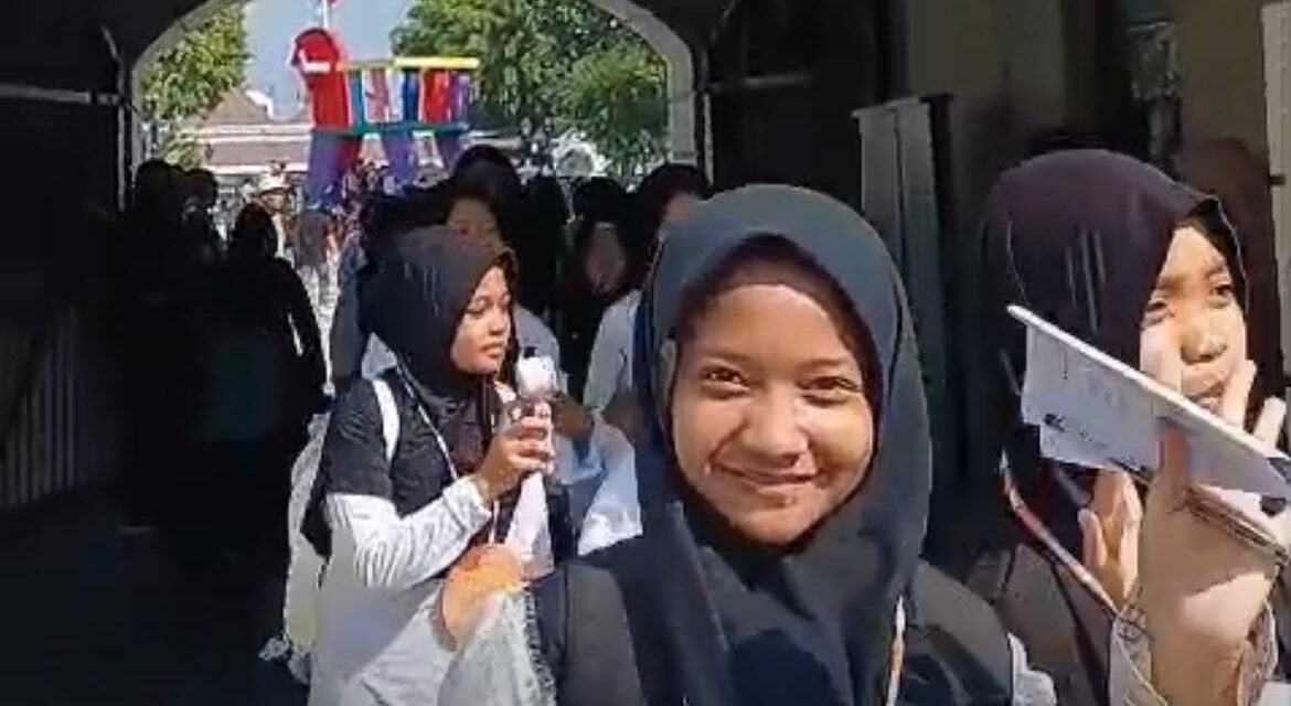 Hari Keempat MATAMUDA:  Murid Baru MTsN 10 Sleman Susuri Sejarah di Benteng Vredeburg dan Sonobudoyo