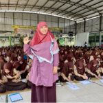 Giatkan Literasi, MTsN 10 Sleman Gelar  Bimtek Antologi Pantun