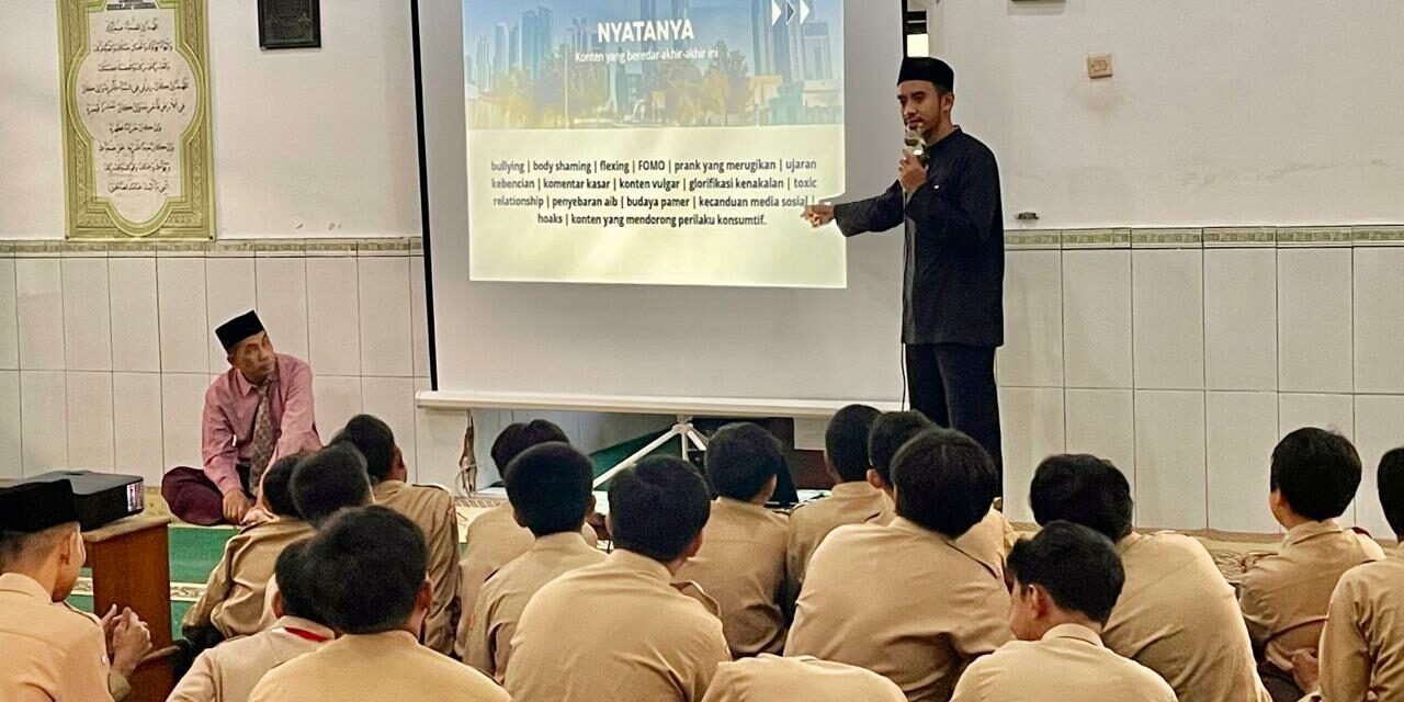 Sampaikan Walau Satu Ayat: MTsN 10 Sleman Ajak Murid Membuat Konten Dakwah Digital