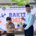  Rawat Kepedulian Sosial, MTsN 10 Sleman Gelar Bakti Sosial Milad ke-33
